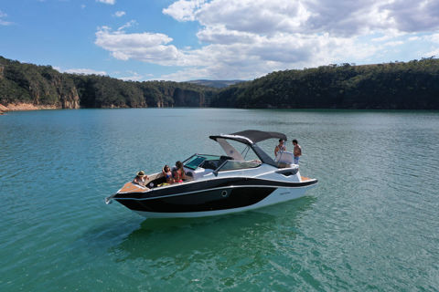 Imagen de V-300 Crossover - 02 Yamaha 200 HP 4T